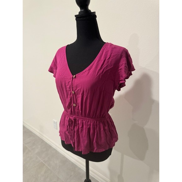 Button up blouse - Picture 2 of 5